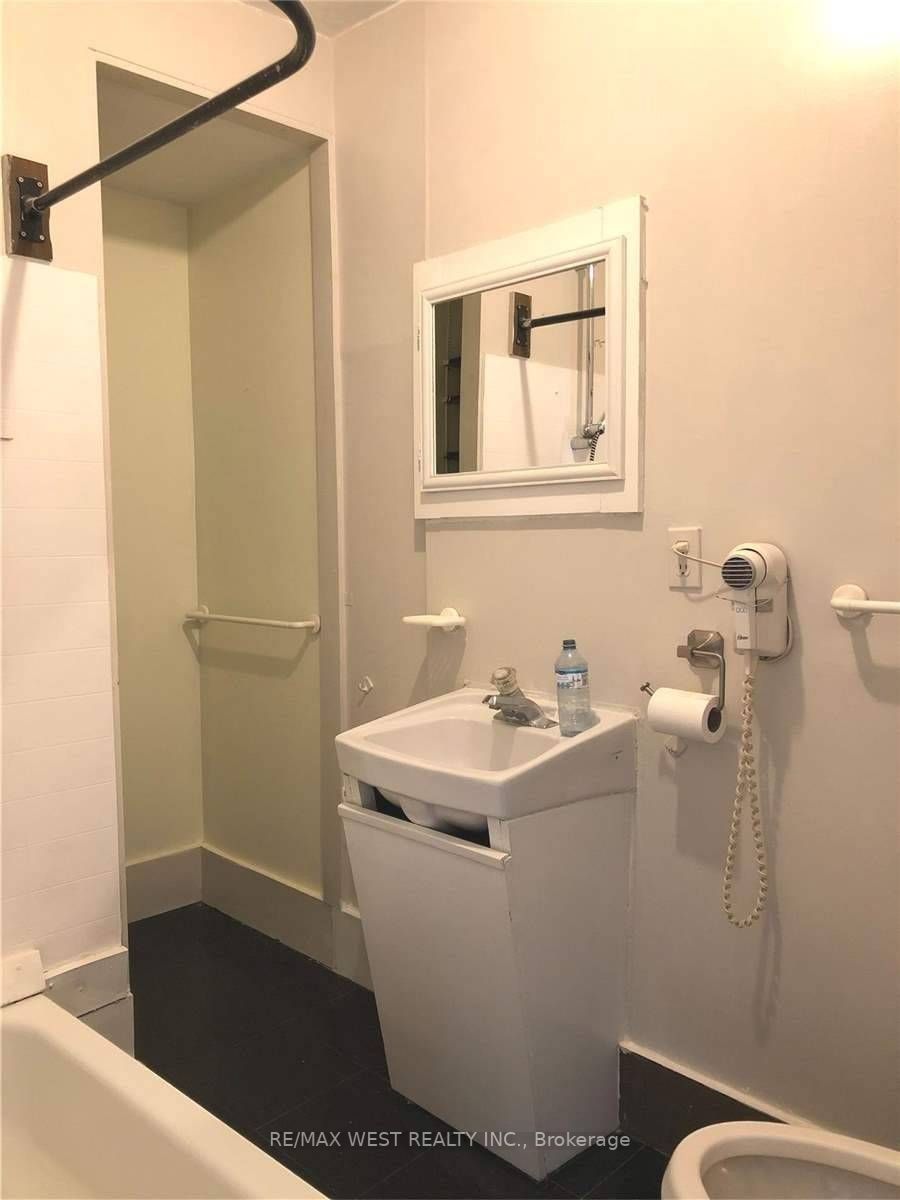 89 Thirteenth St