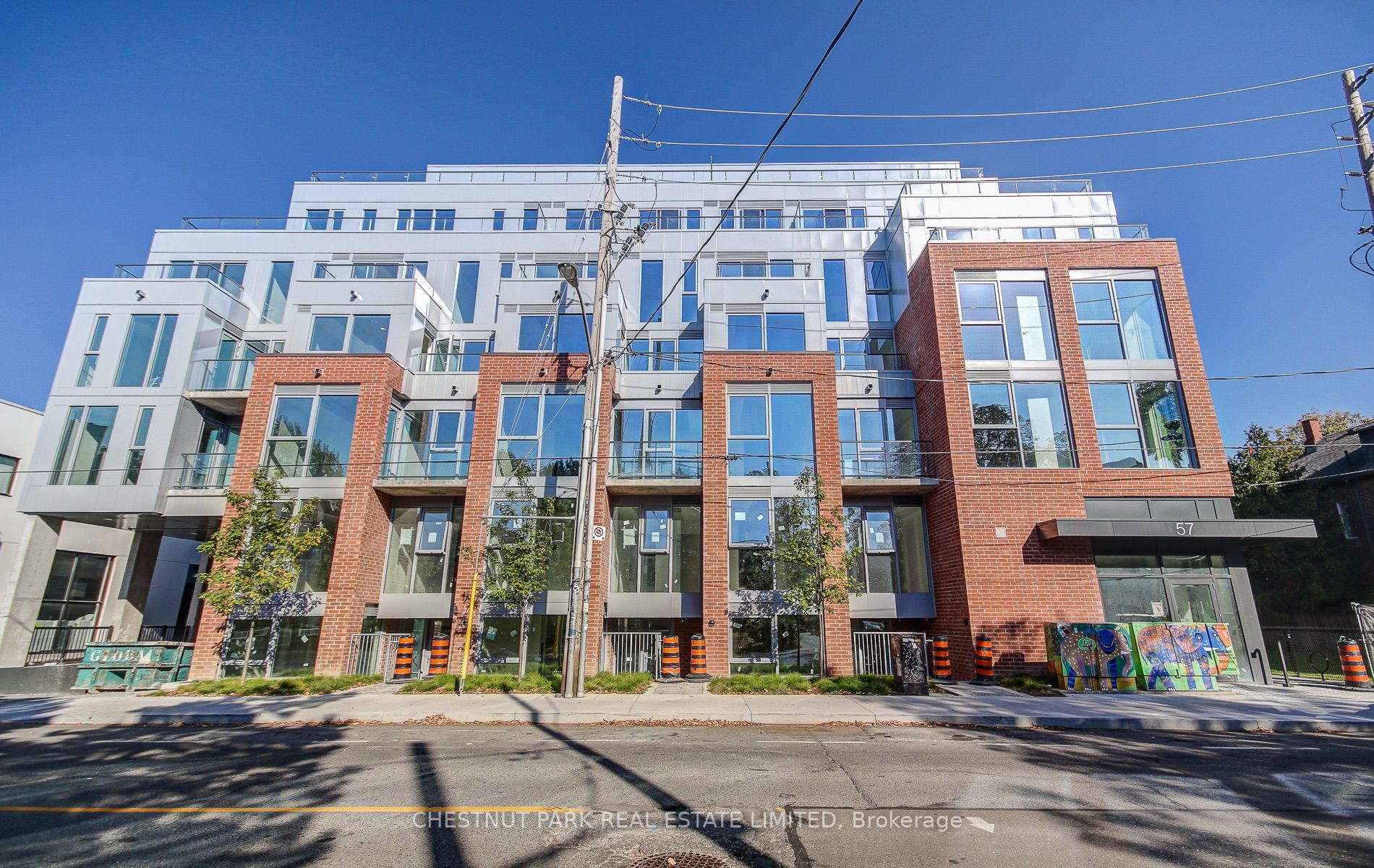 57 Brock Ave, #201