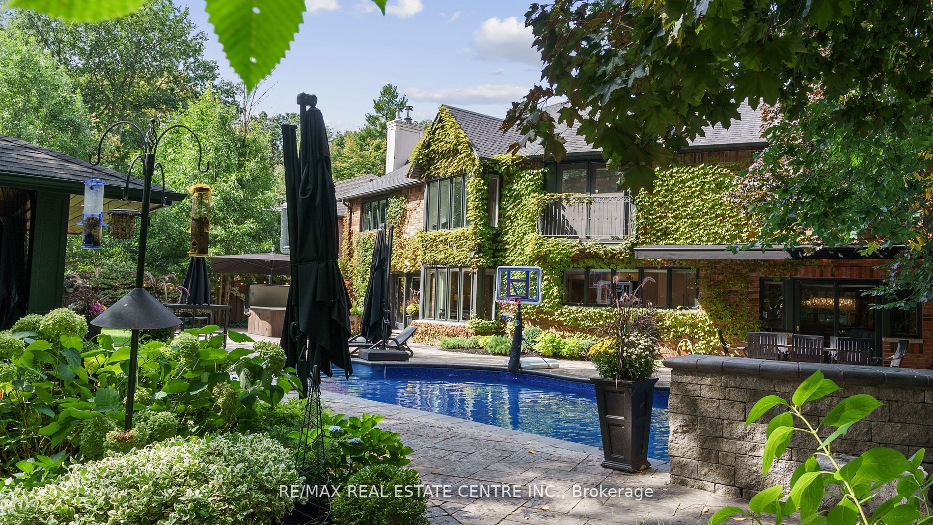 3638 St.Laurent Court