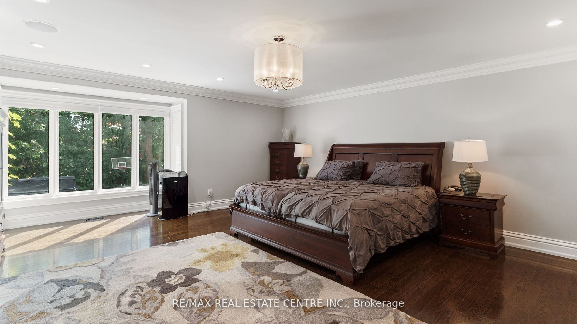 3638 St.Laurent Court
