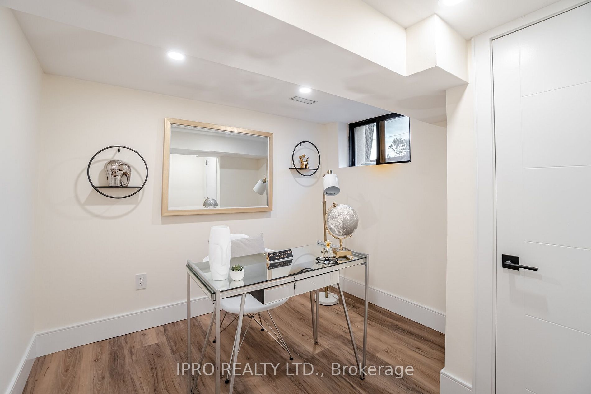 5 Arkley Cres