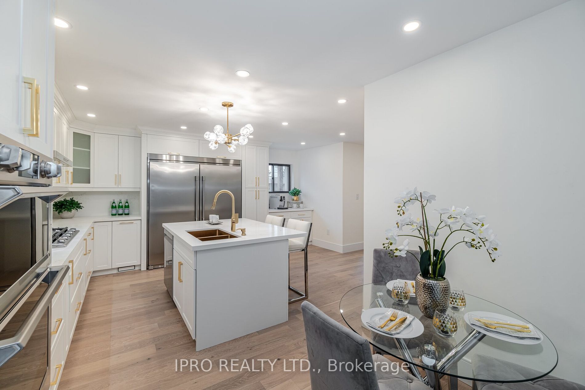 5 Arkley Cres