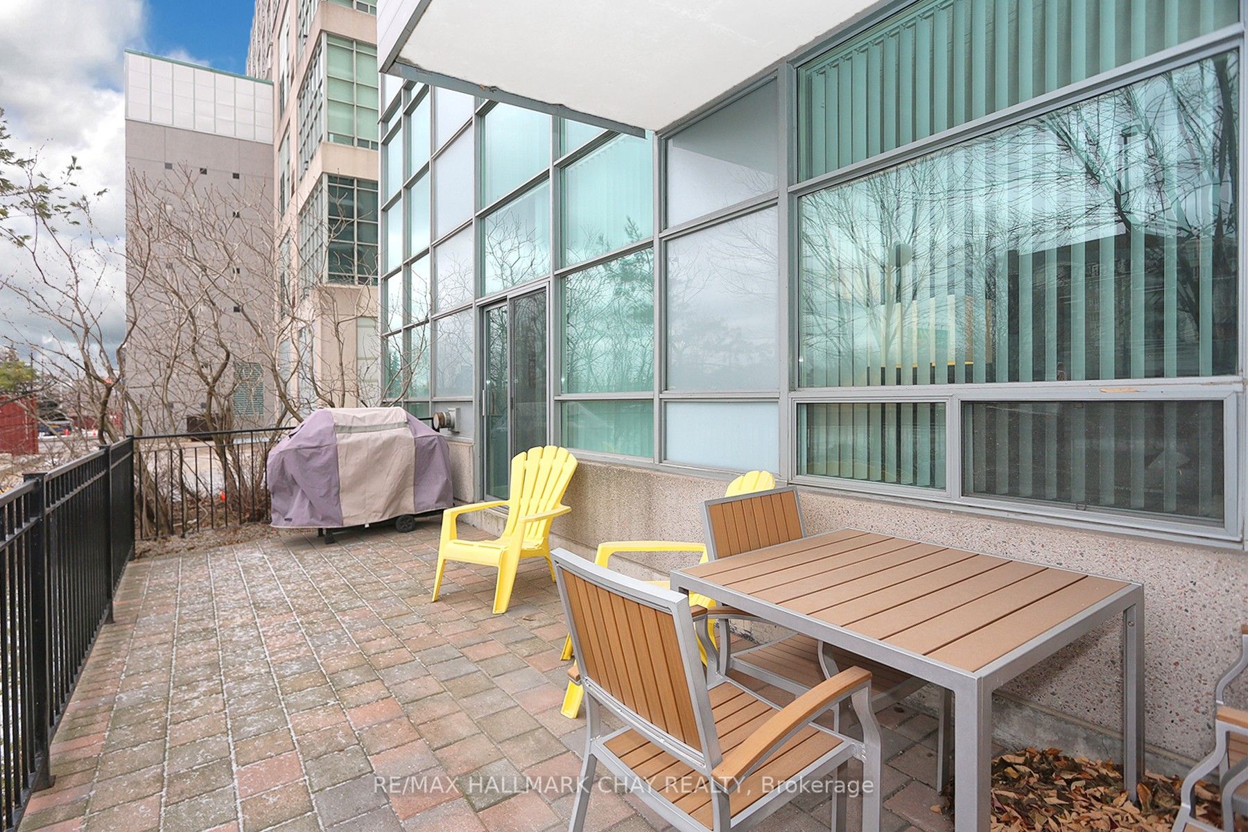 200 Manitoba St, #135