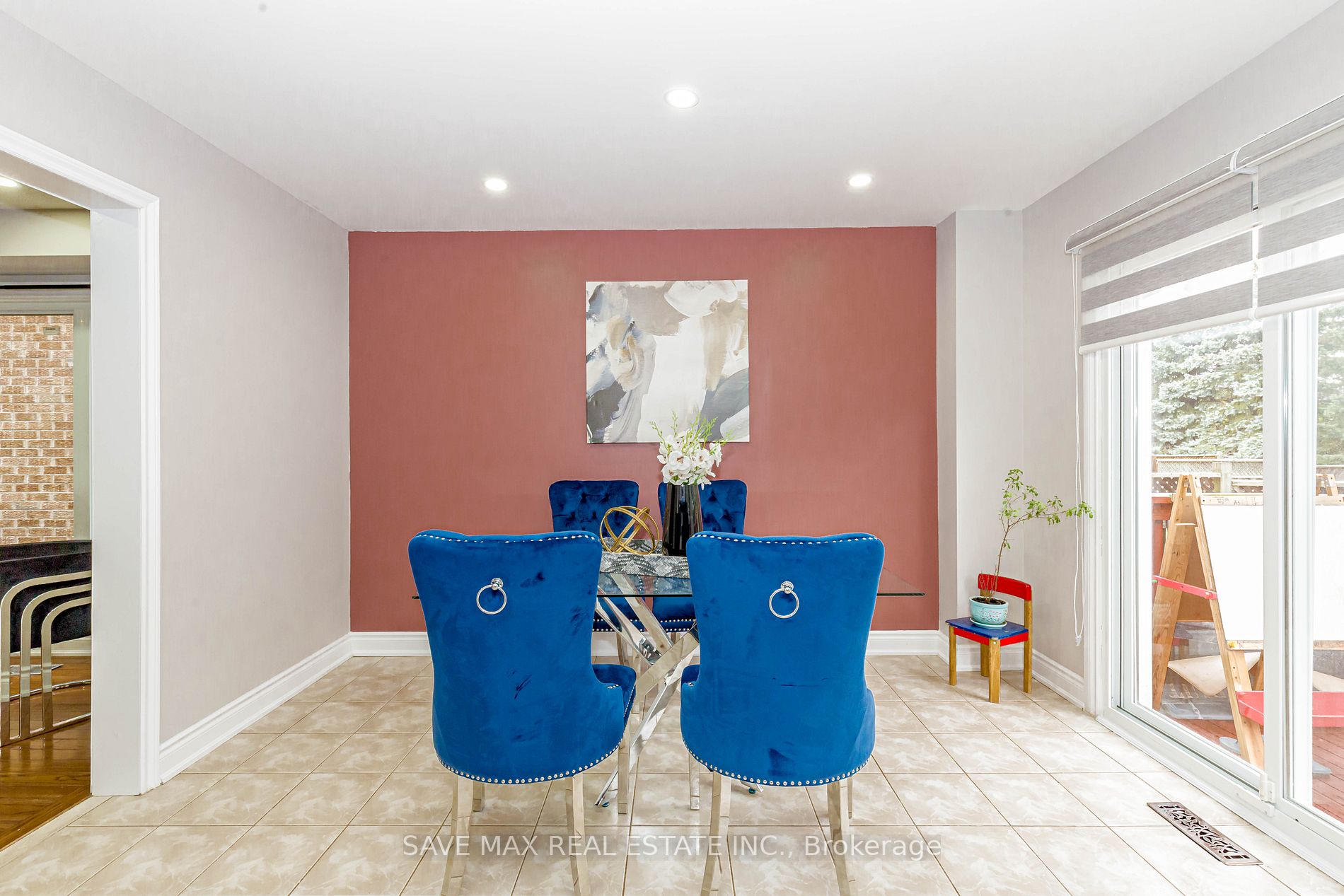 123 Morningmist Street