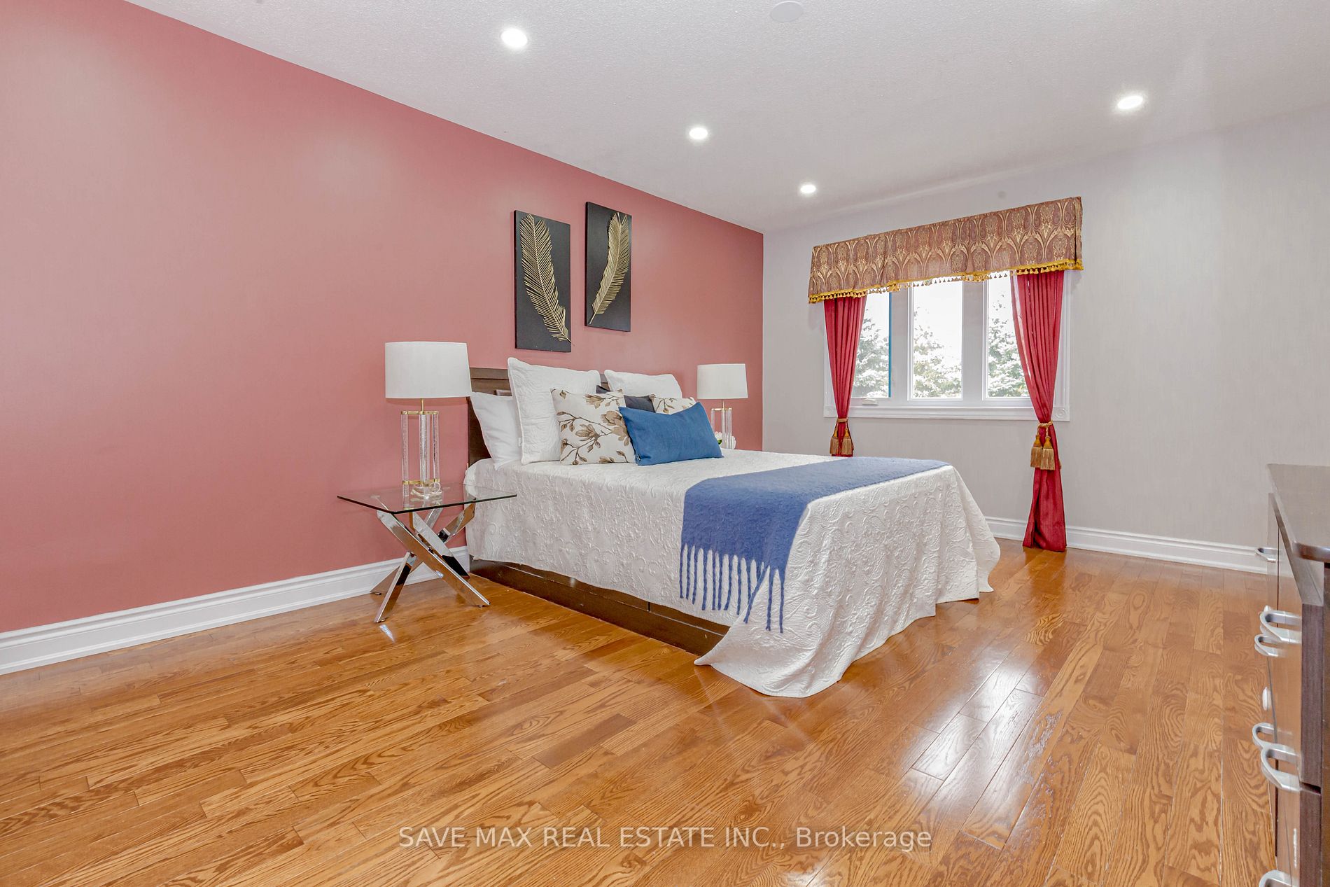 123 Morningmist Street