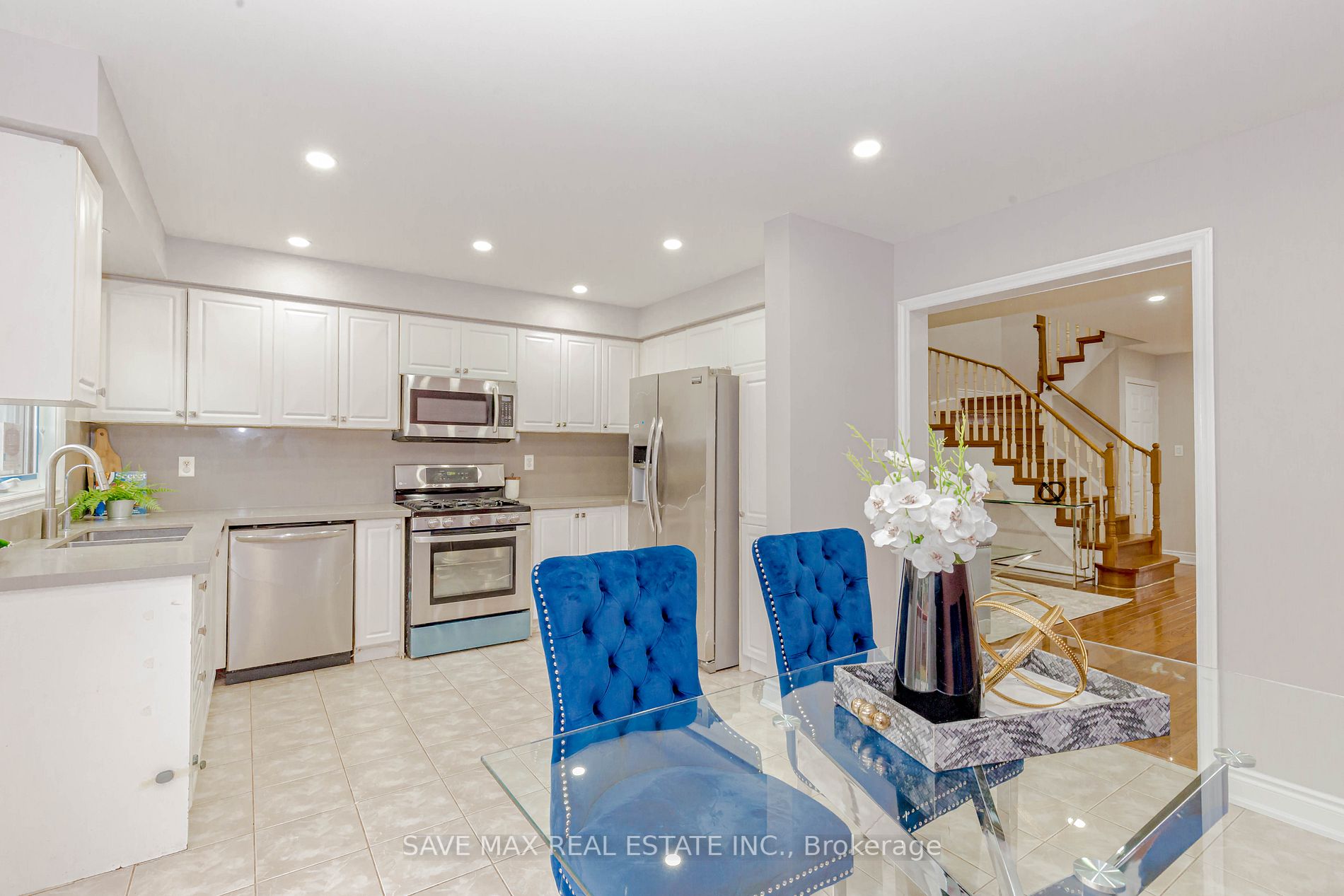 123 Morningmist Street
