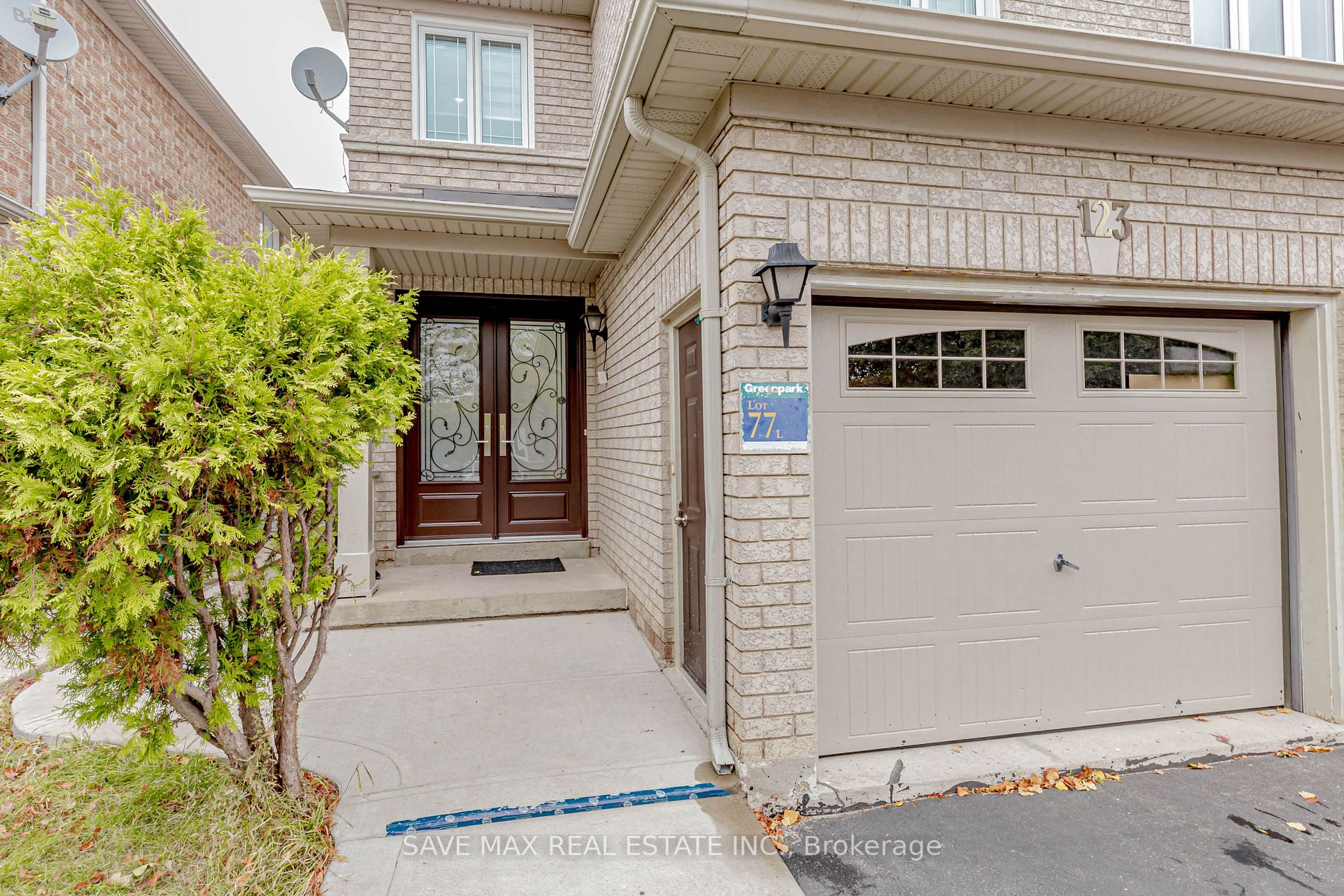 123 Morningmist Street