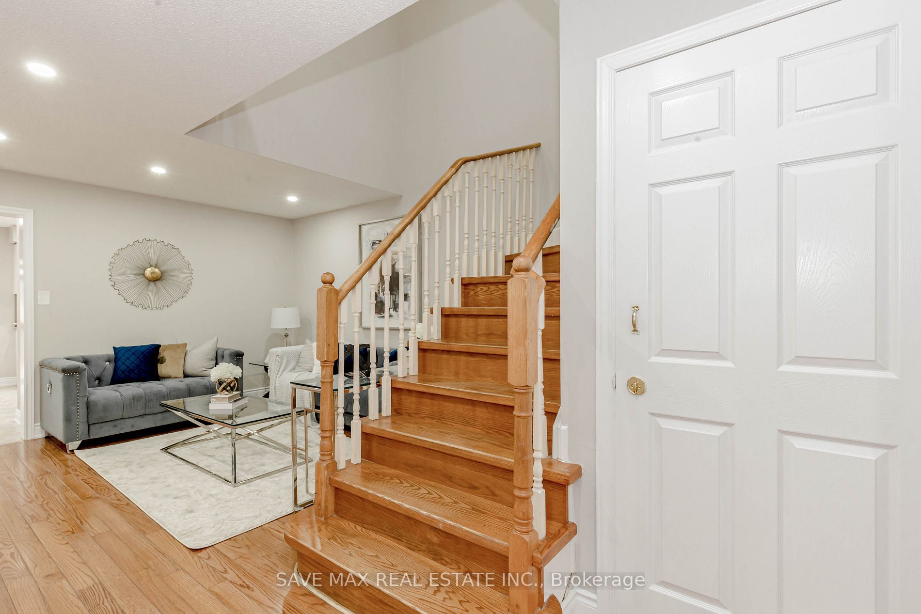 123 Morningmist Street