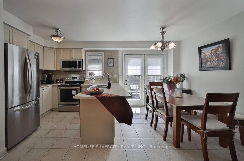 55 Samantha Cres