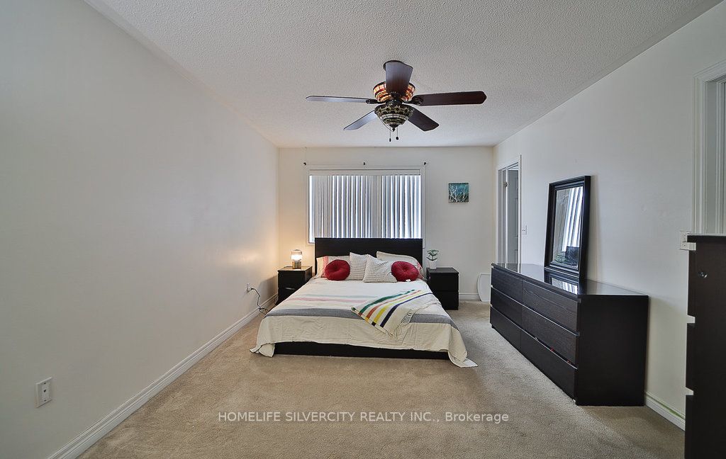 55 Samantha Cres
