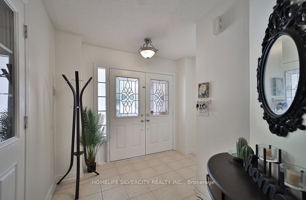 55 Samantha Cres