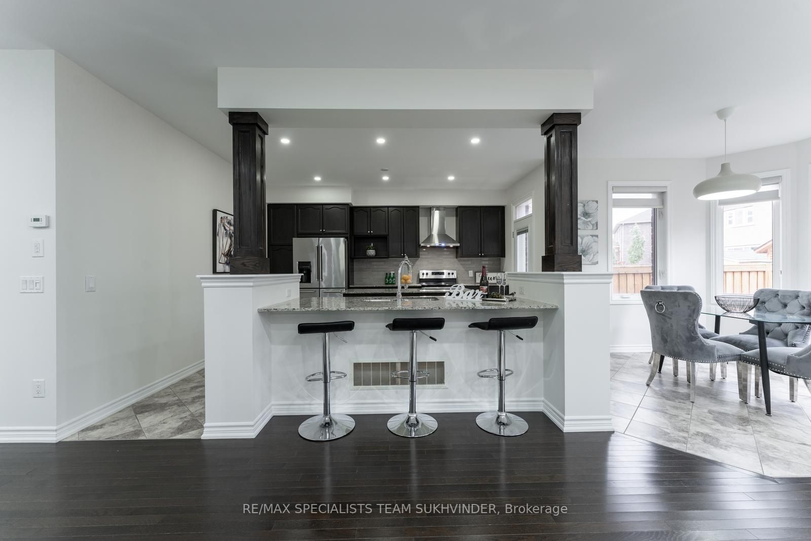 97 Fawnridge Rd