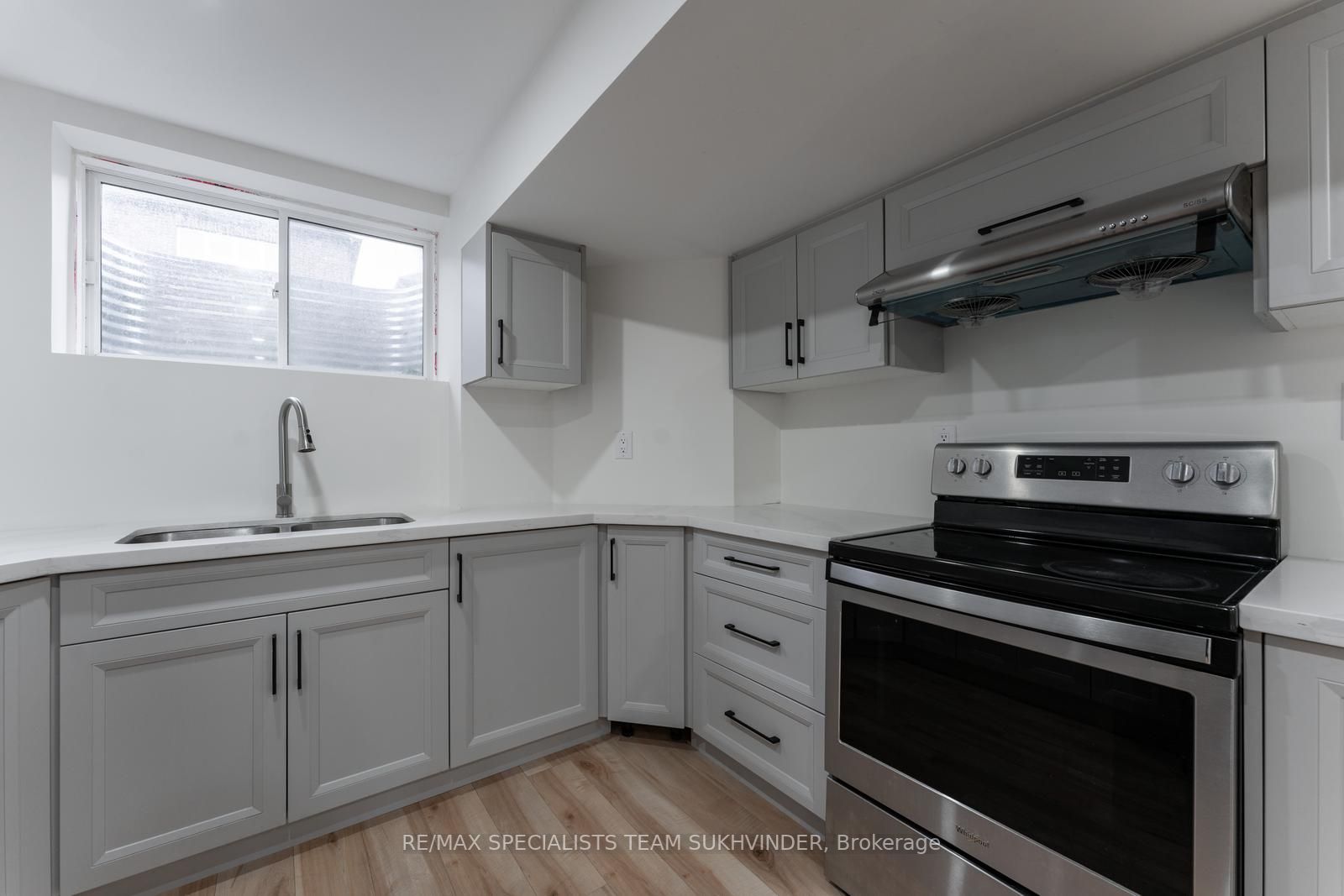 97 Fawnridge Rd