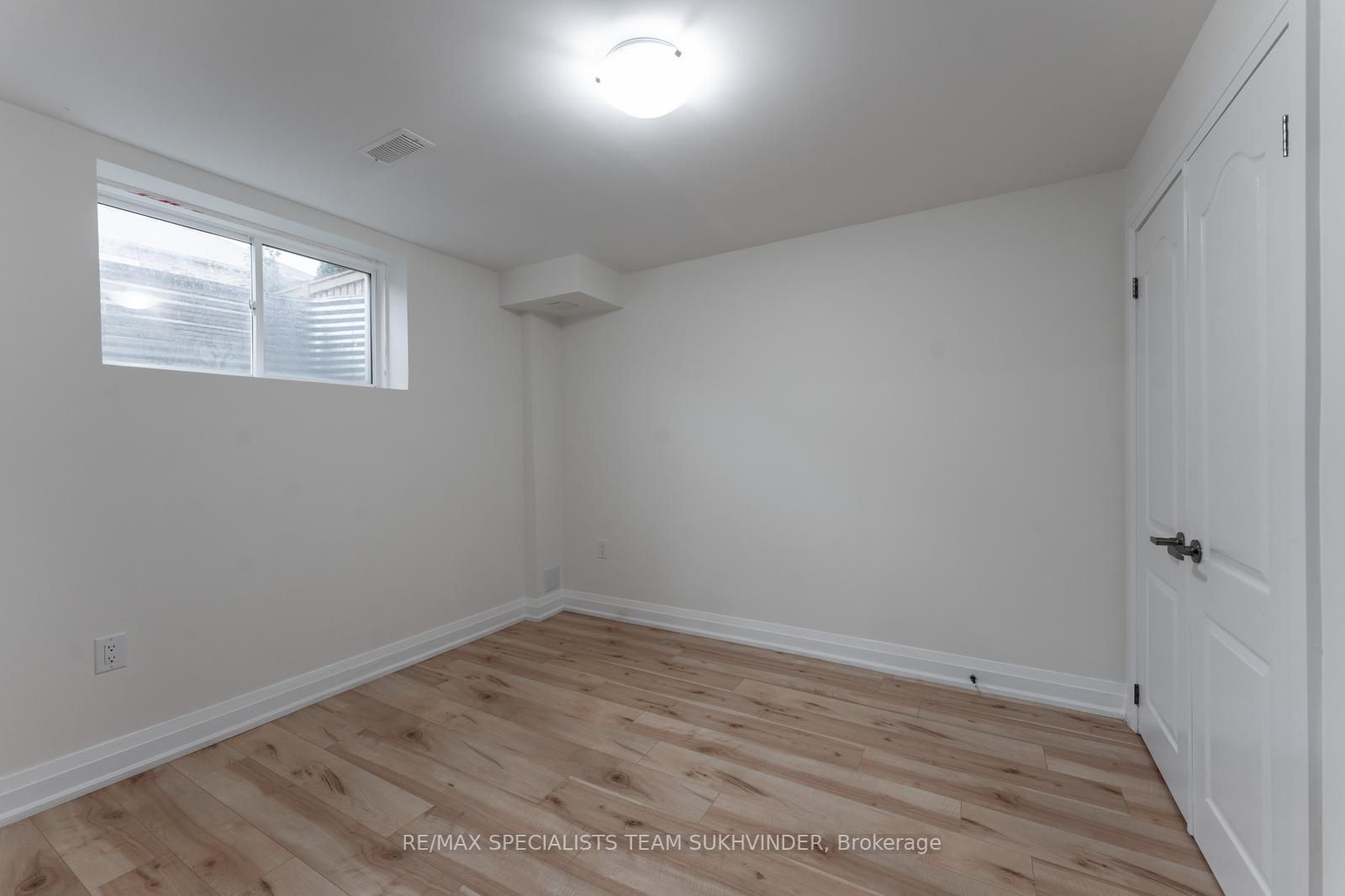 97 Fawnridge Rd