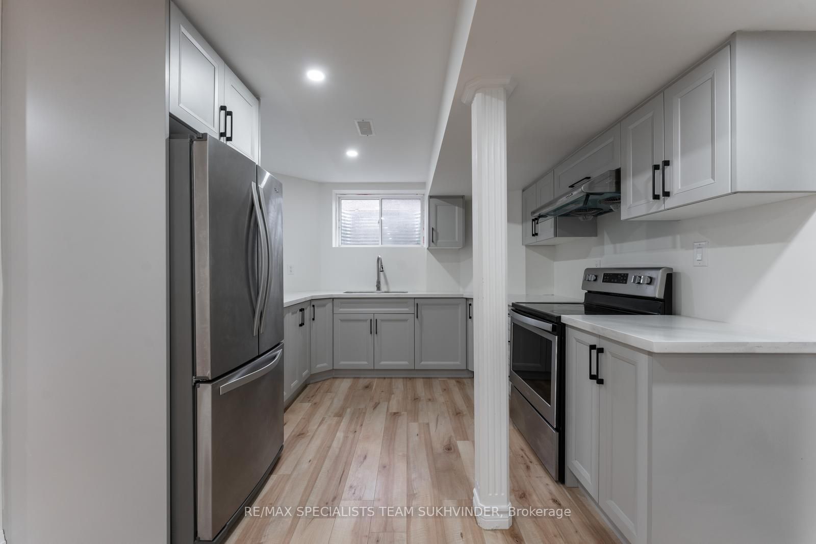 97 Fawnridge Rd