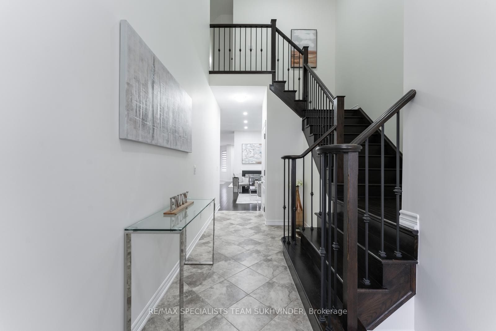 97 Fawnridge Rd