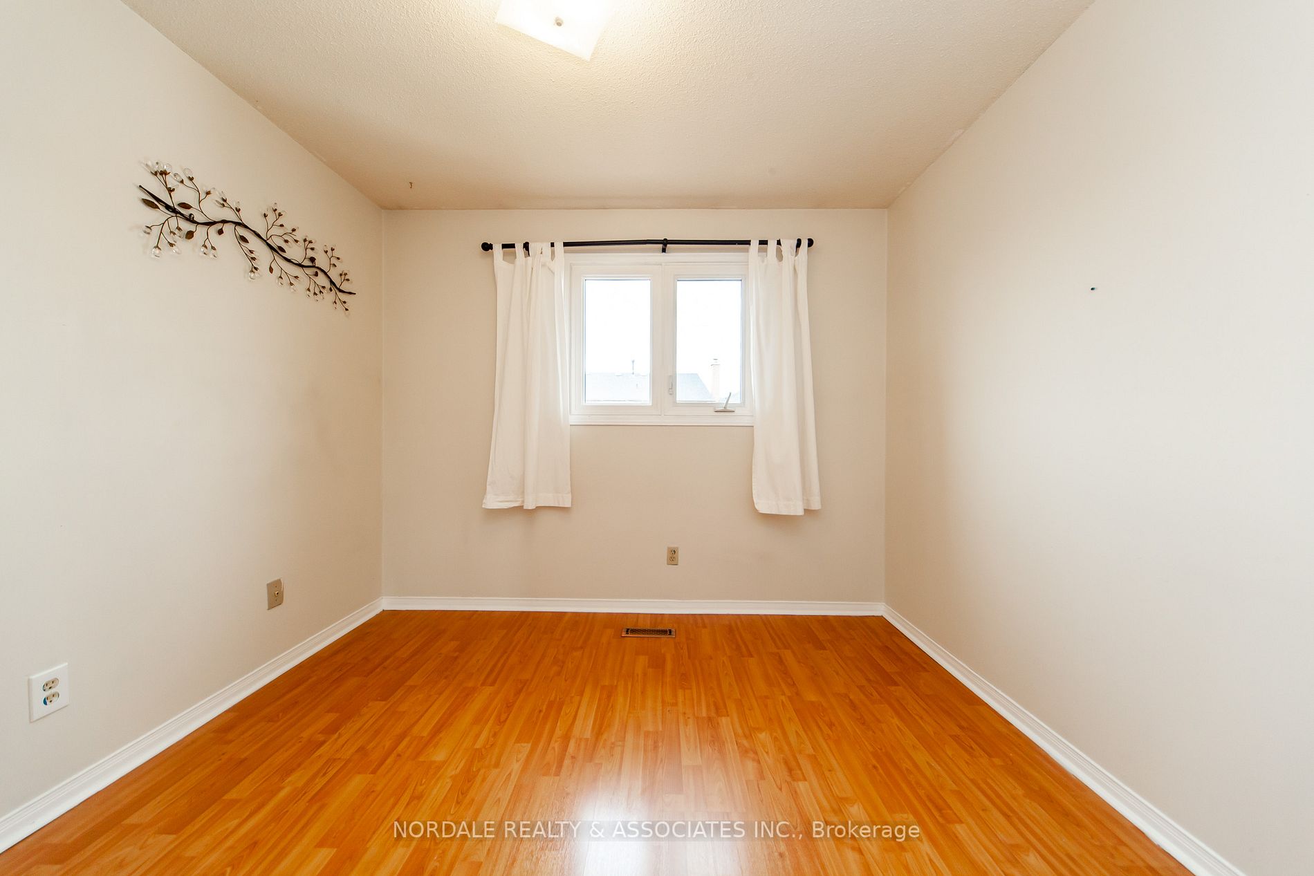 4485 Weymouth Commons Cres