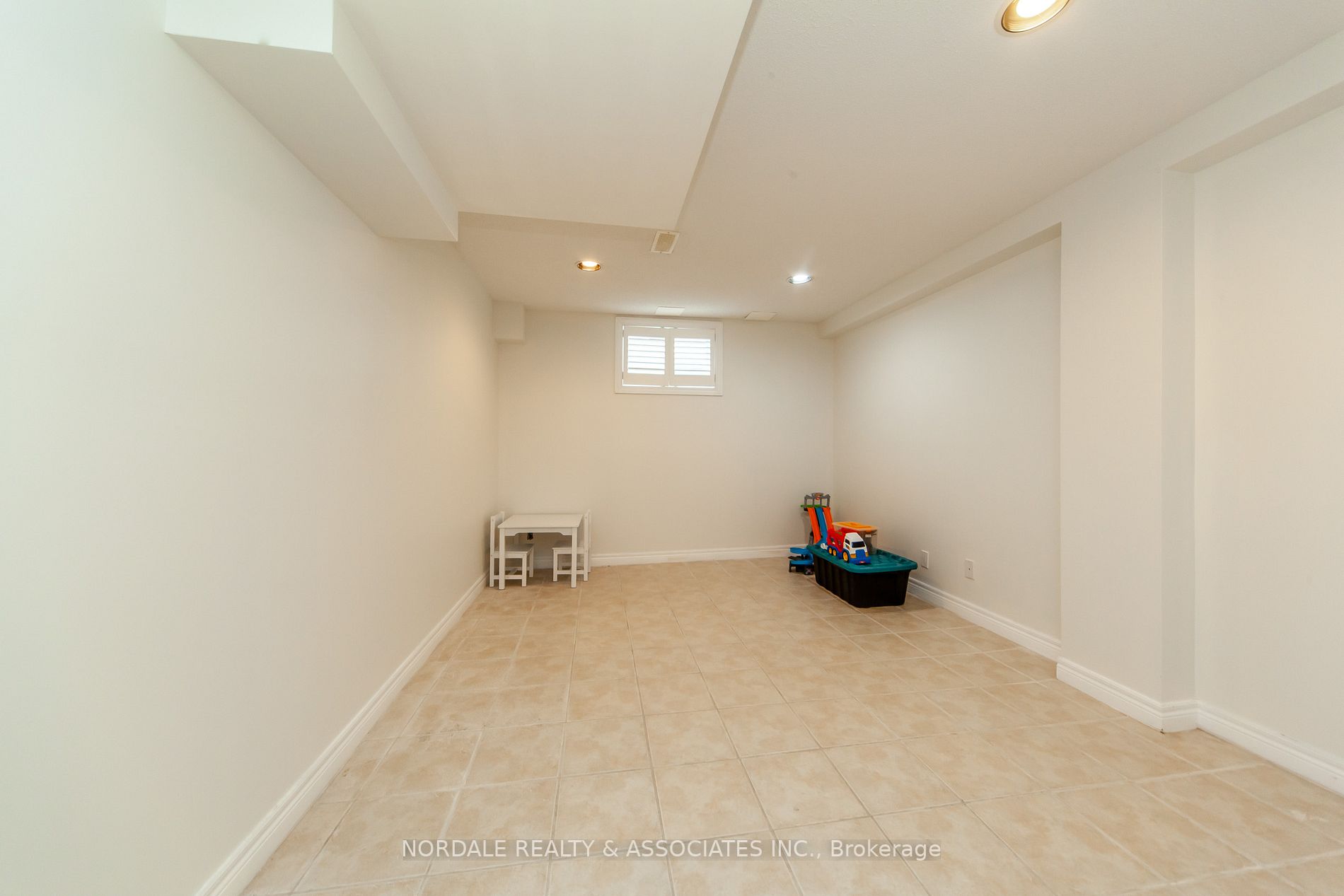 4485 Weymouth Commons Cres