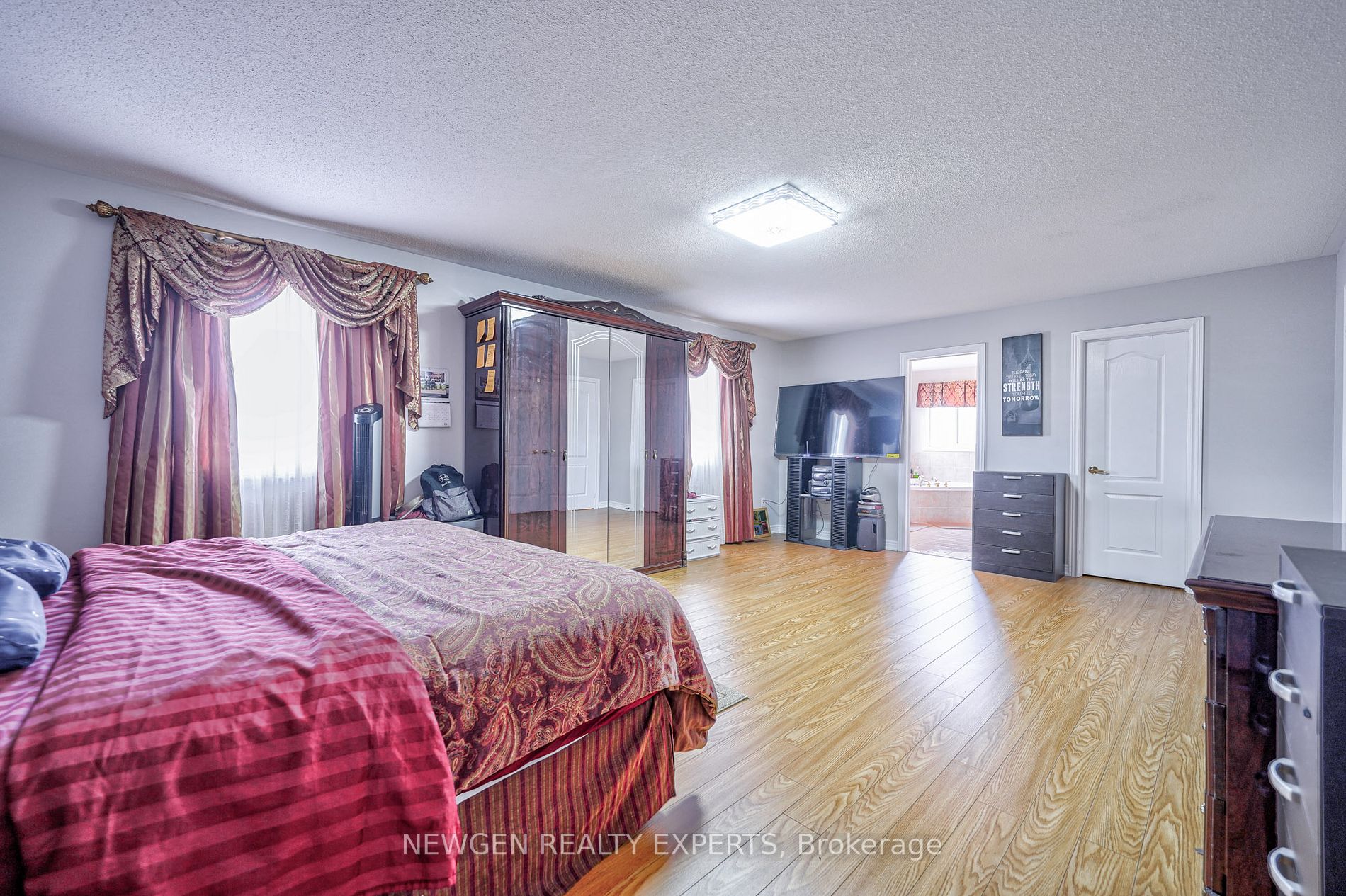 59 Lyndbrook Cres