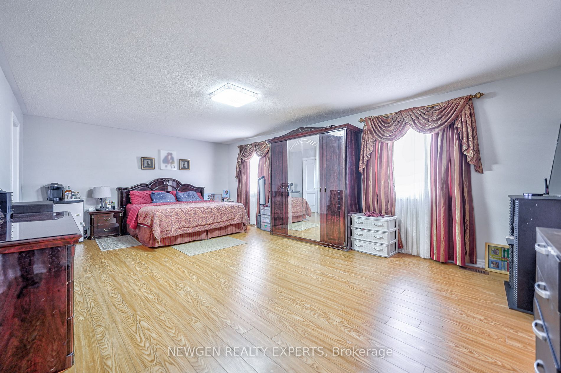 59 Lyndbrook Cres