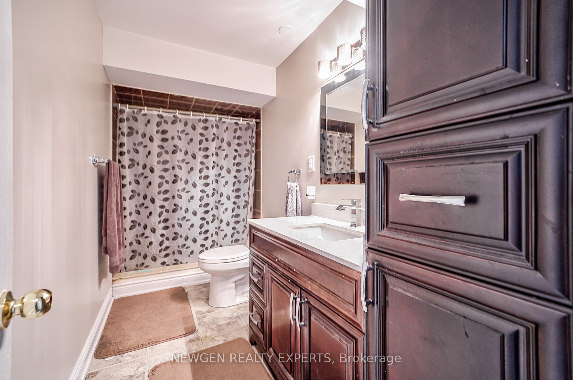 59 Lyndbrook Cres