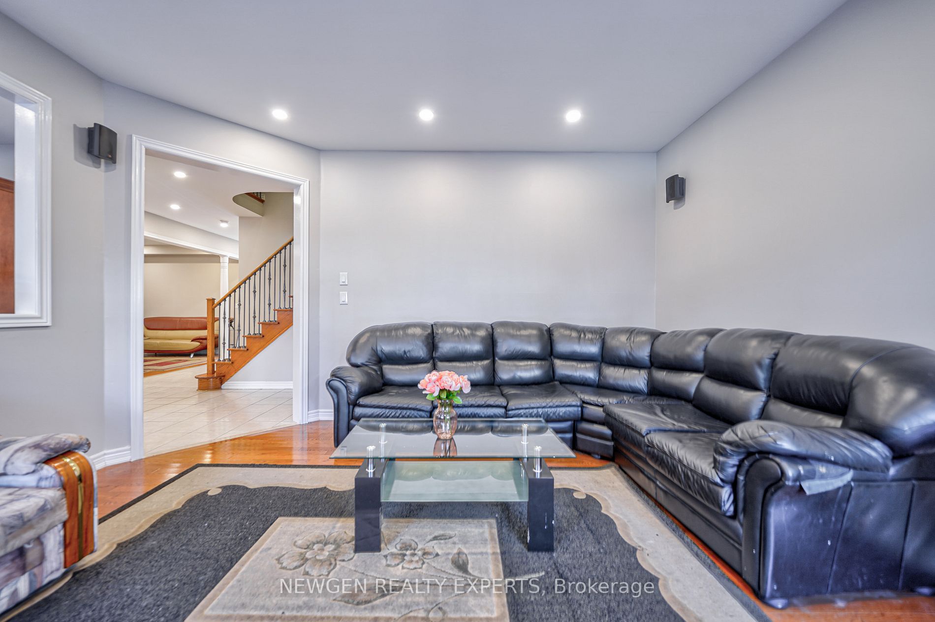 59 Lyndbrook Cres