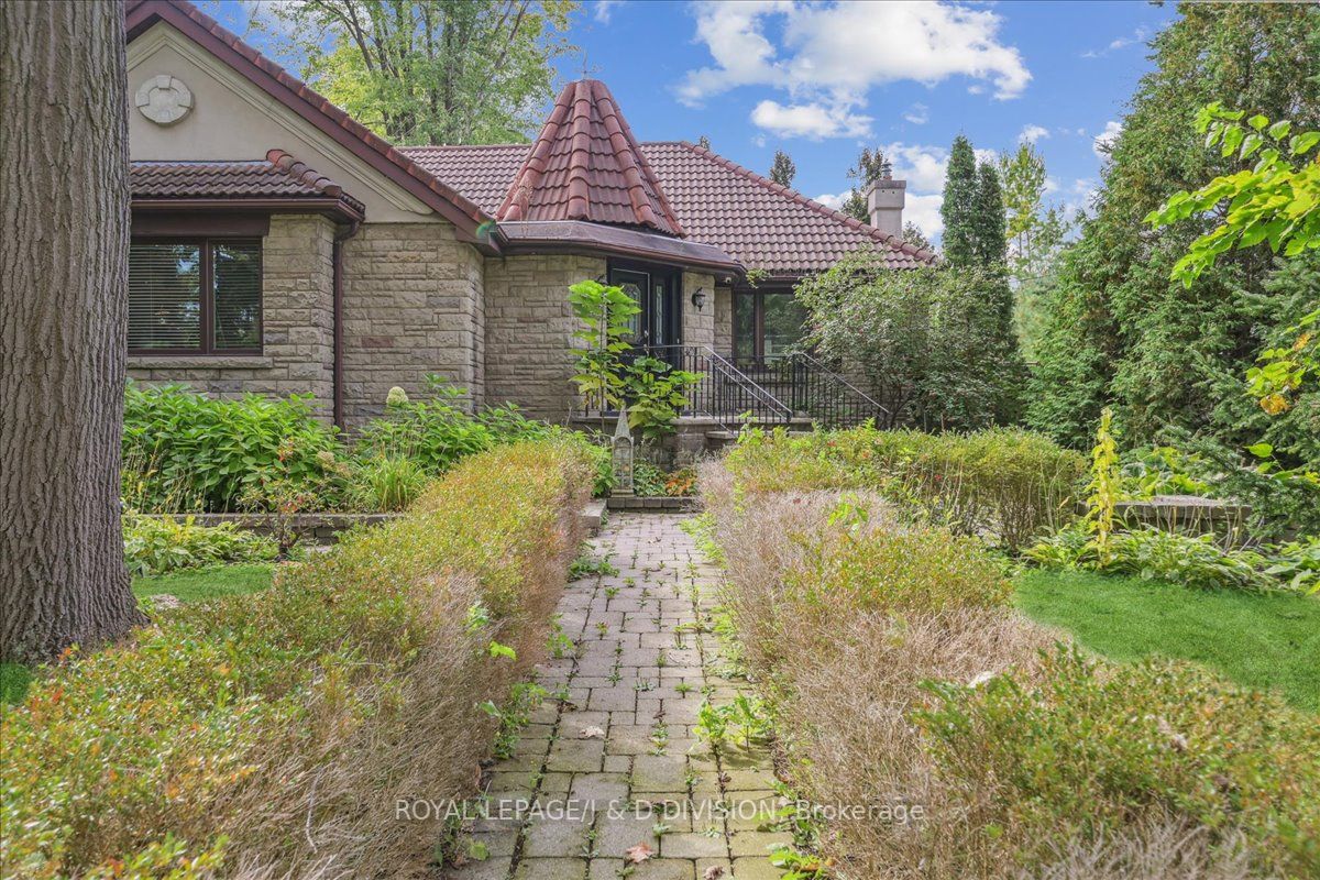 2234 Gordon Dr