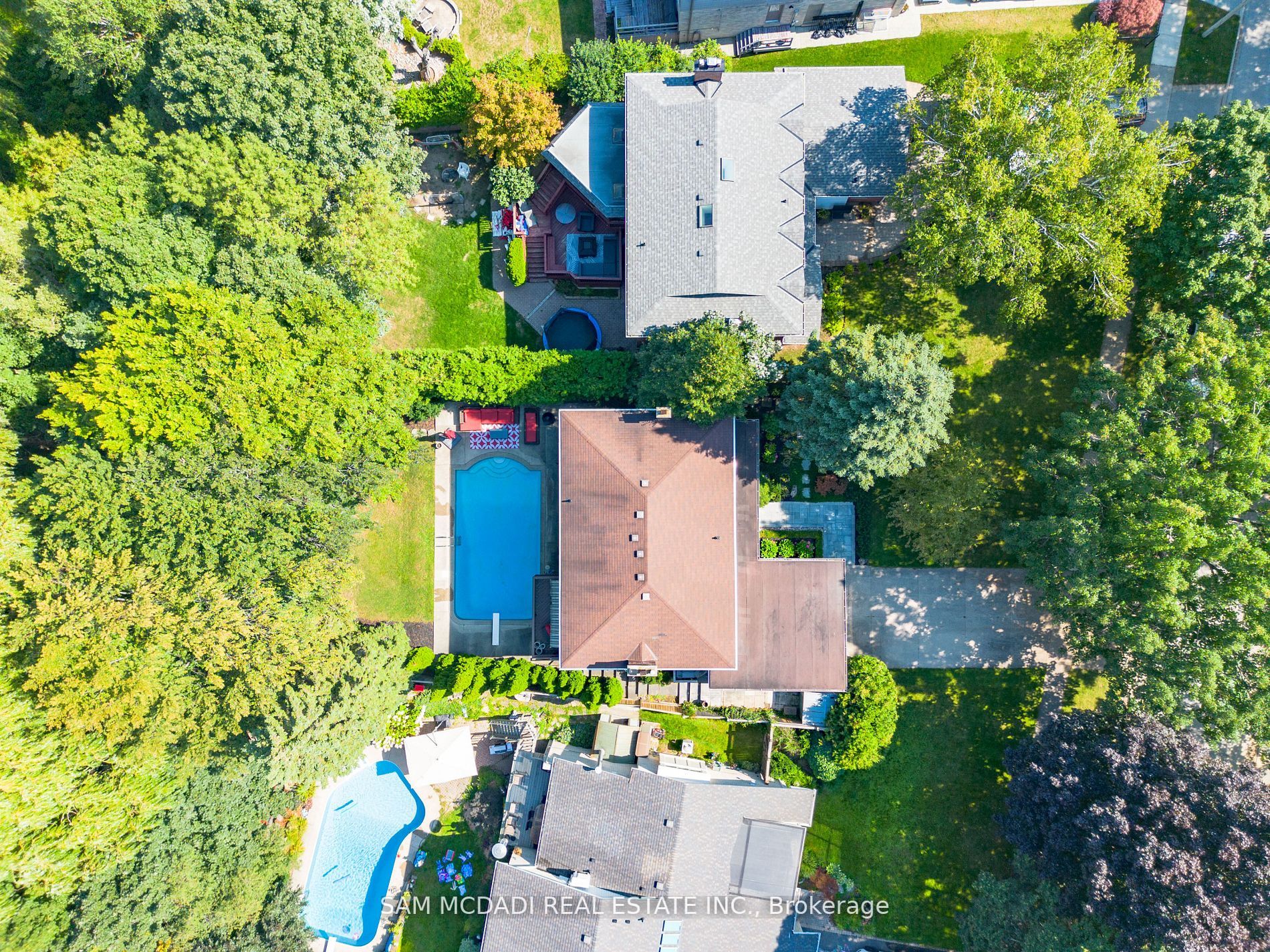 1093 Fair Birch Dr