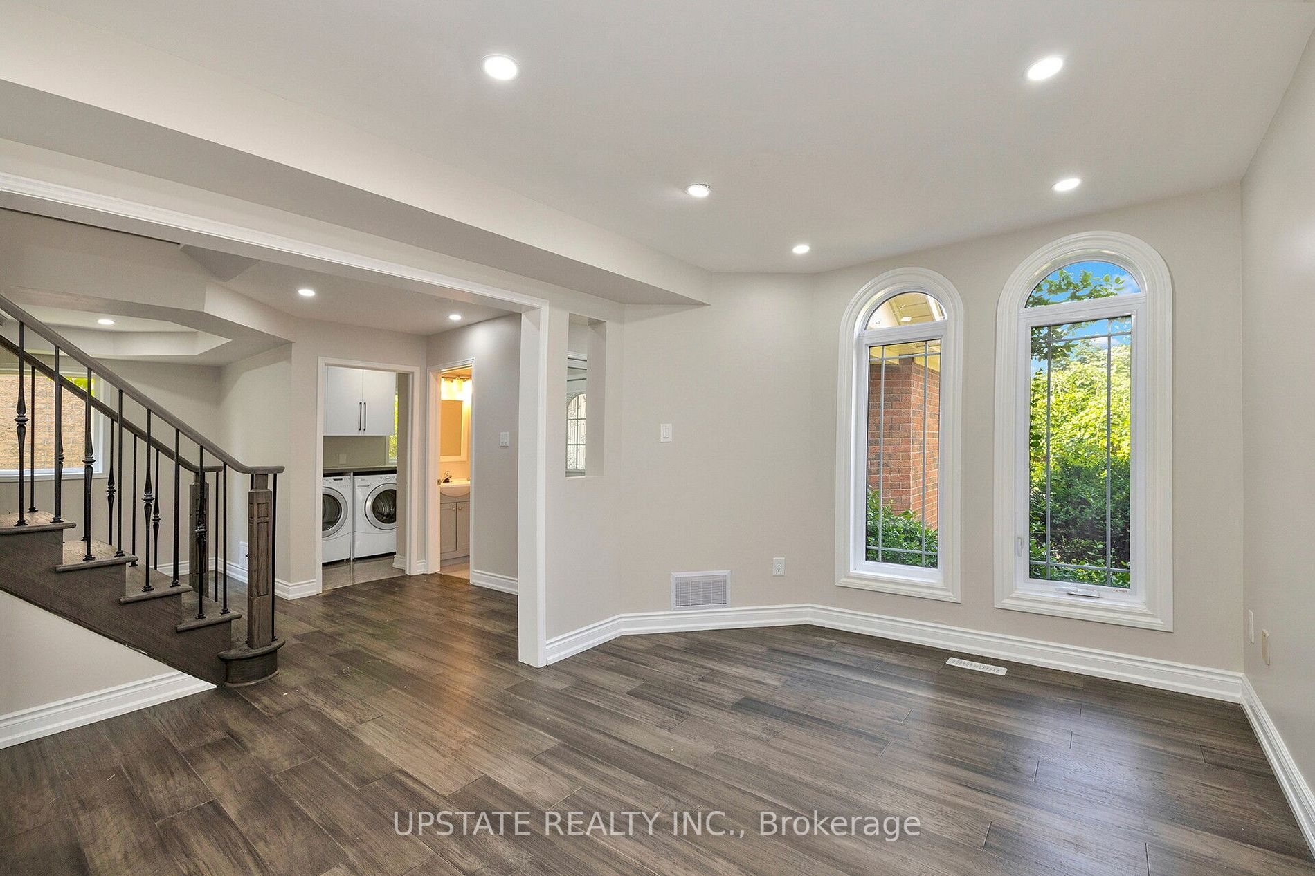 2262 Yorktown Circle