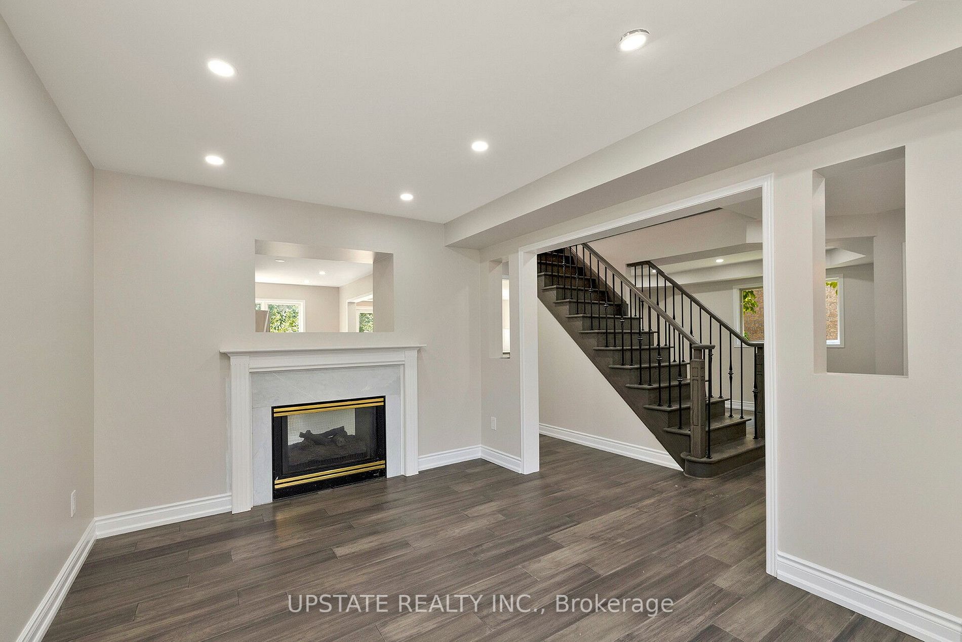 2262 Yorktown Circle