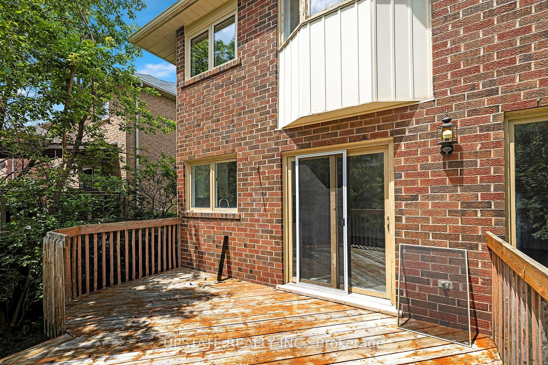 2262 Yorktown Circle