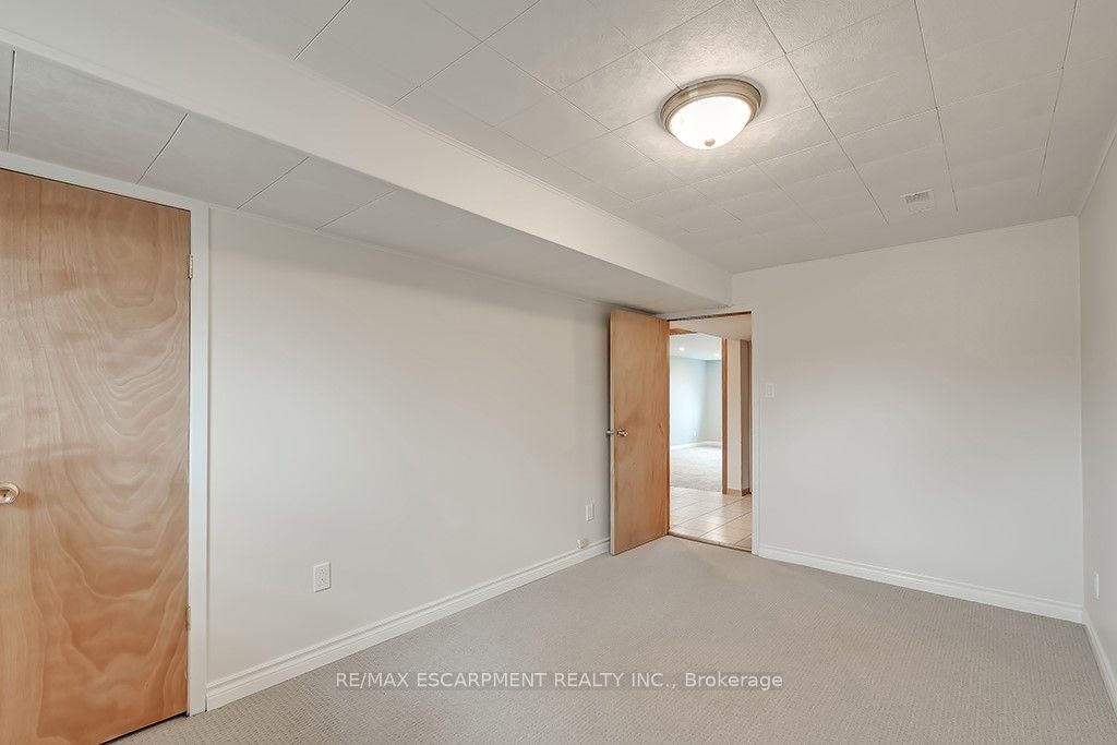 379 Bryant Crescent