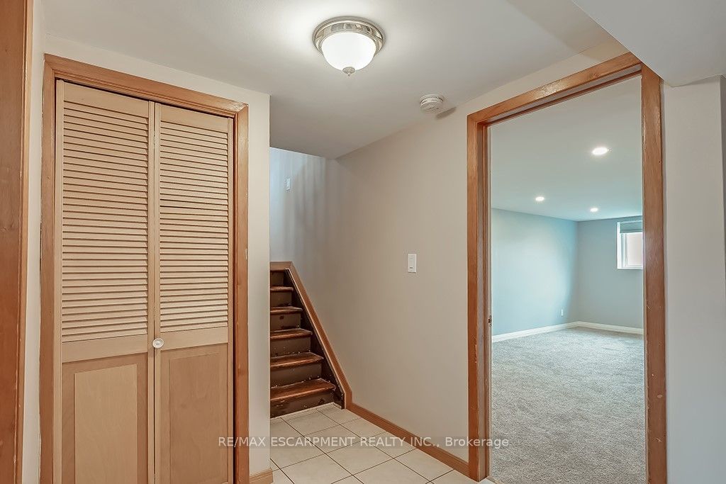 379 Bryant Crescent
