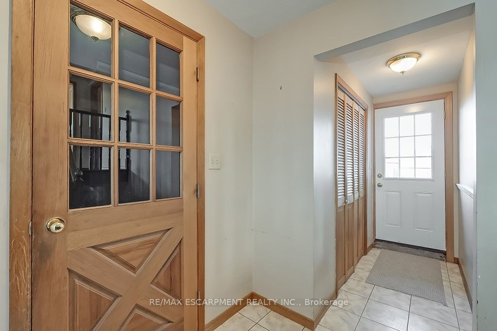 379 Bryant Crescent