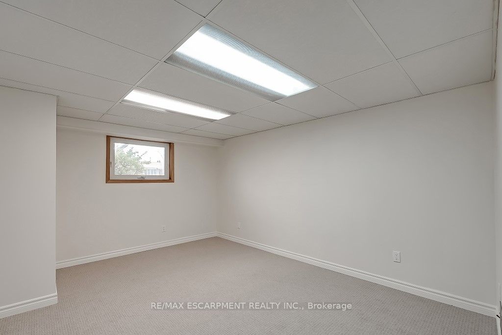 379 Bryant Crescent