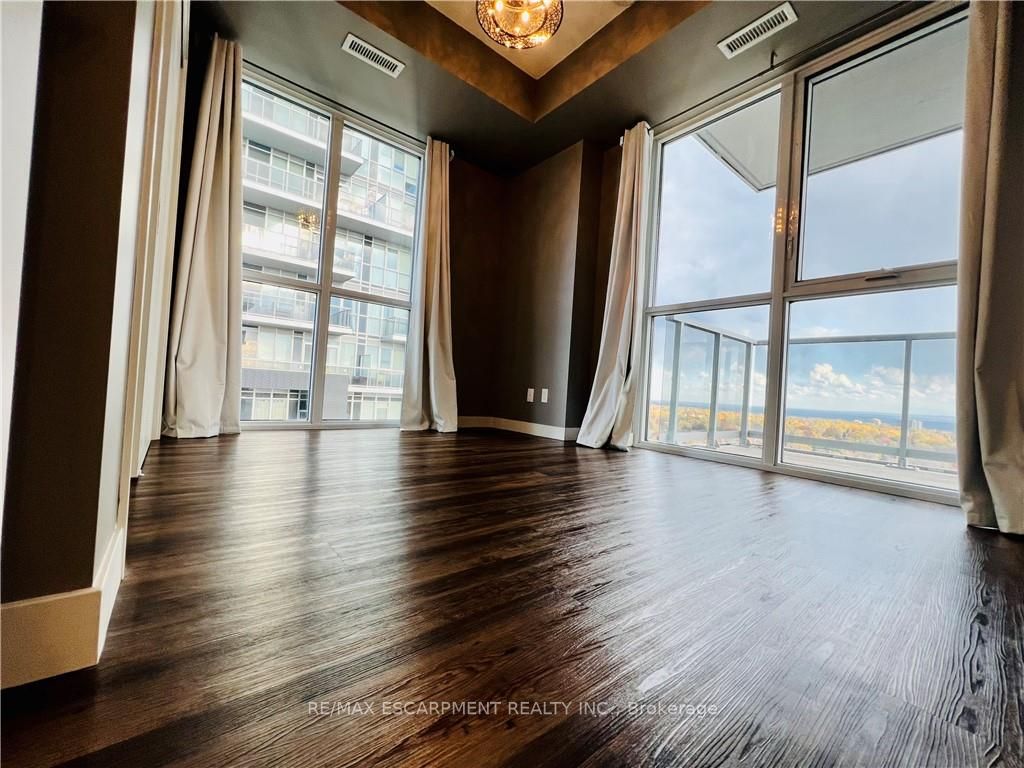 2081 Fairview St, #1803