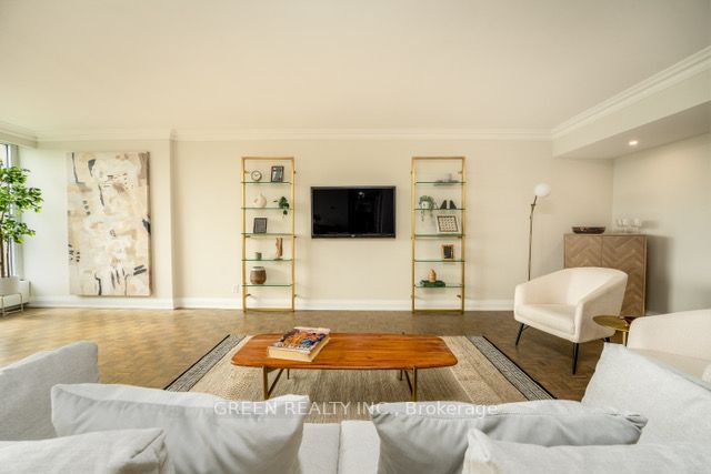 39 Old Mill Rd, #802