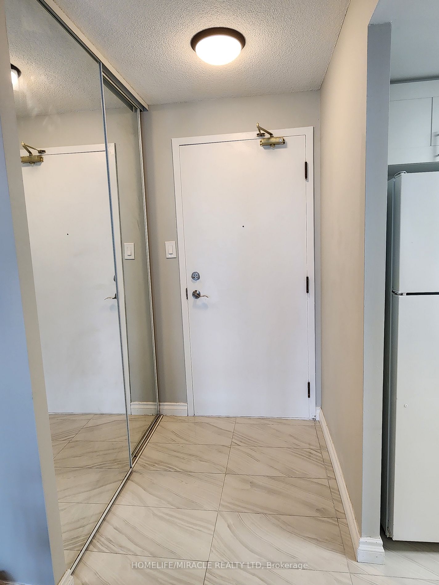 4450 Tucana Crt, #907