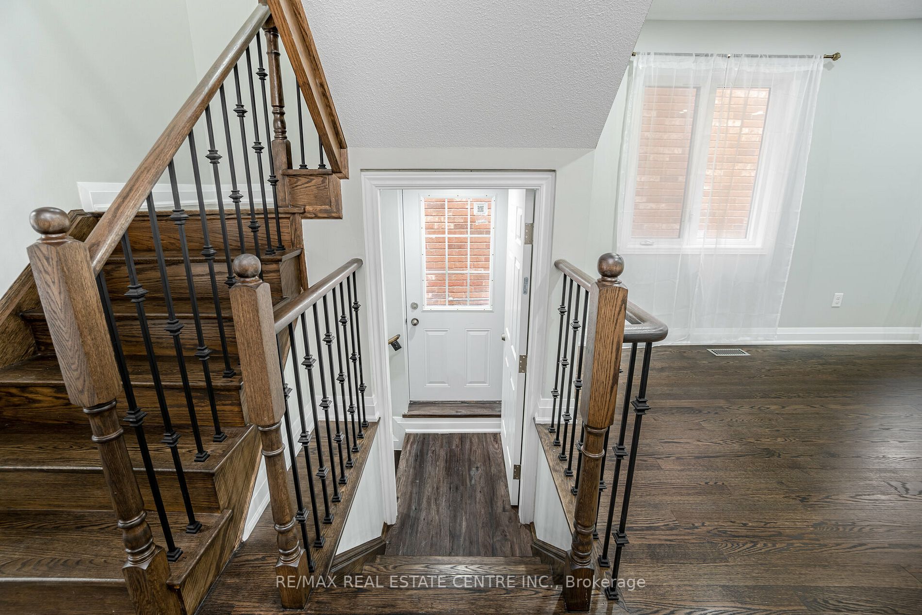 268 Giddings Cres