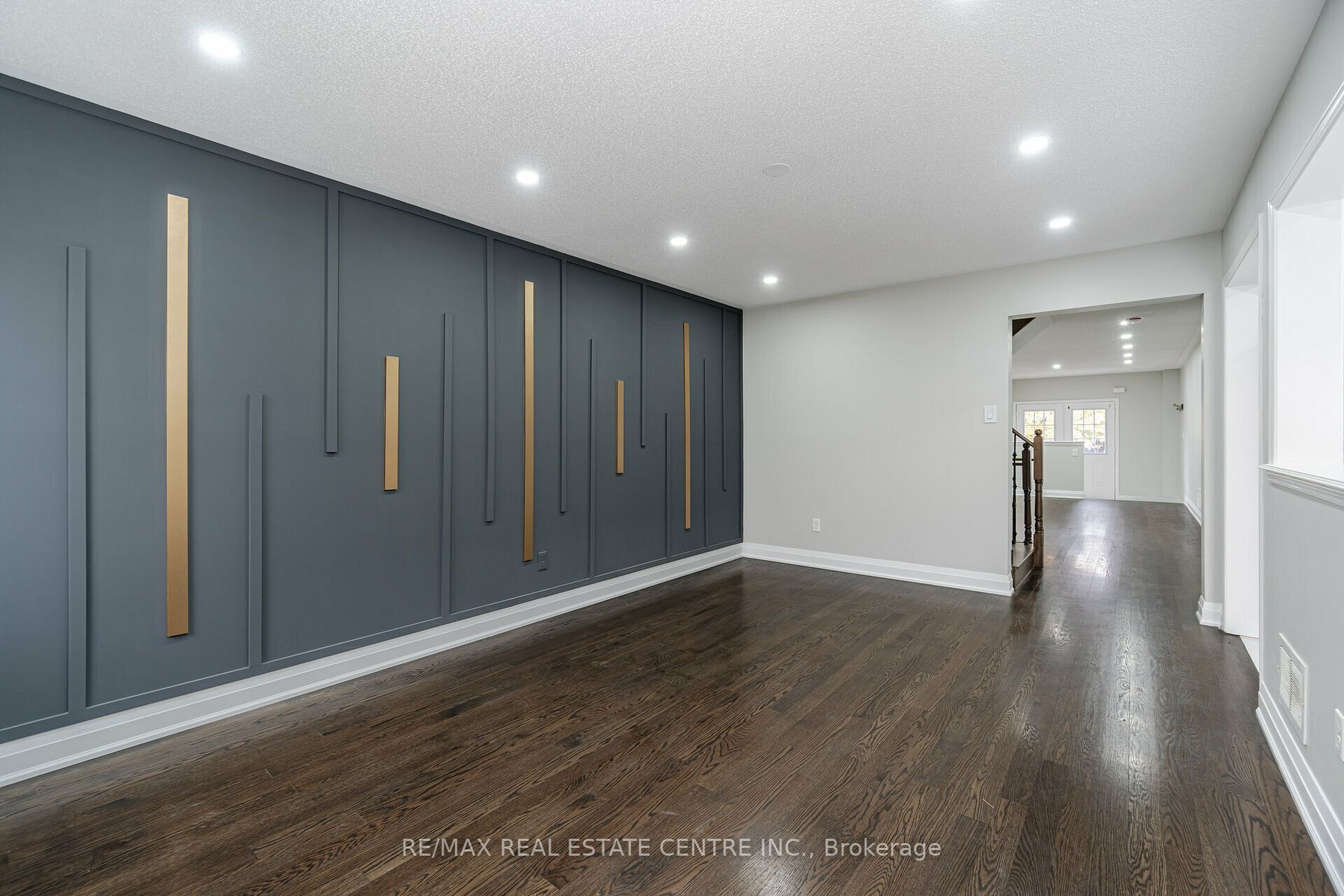 268 Giddings Cres