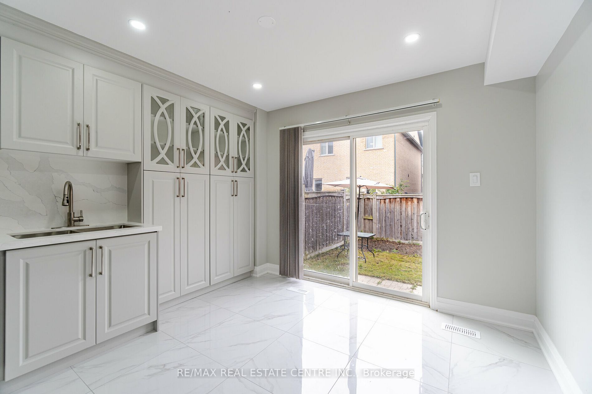 268 Giddings Cres