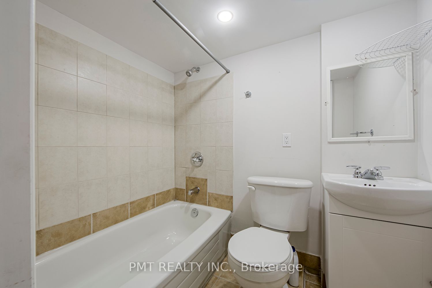 39 Windermere Ave, #Bsmt