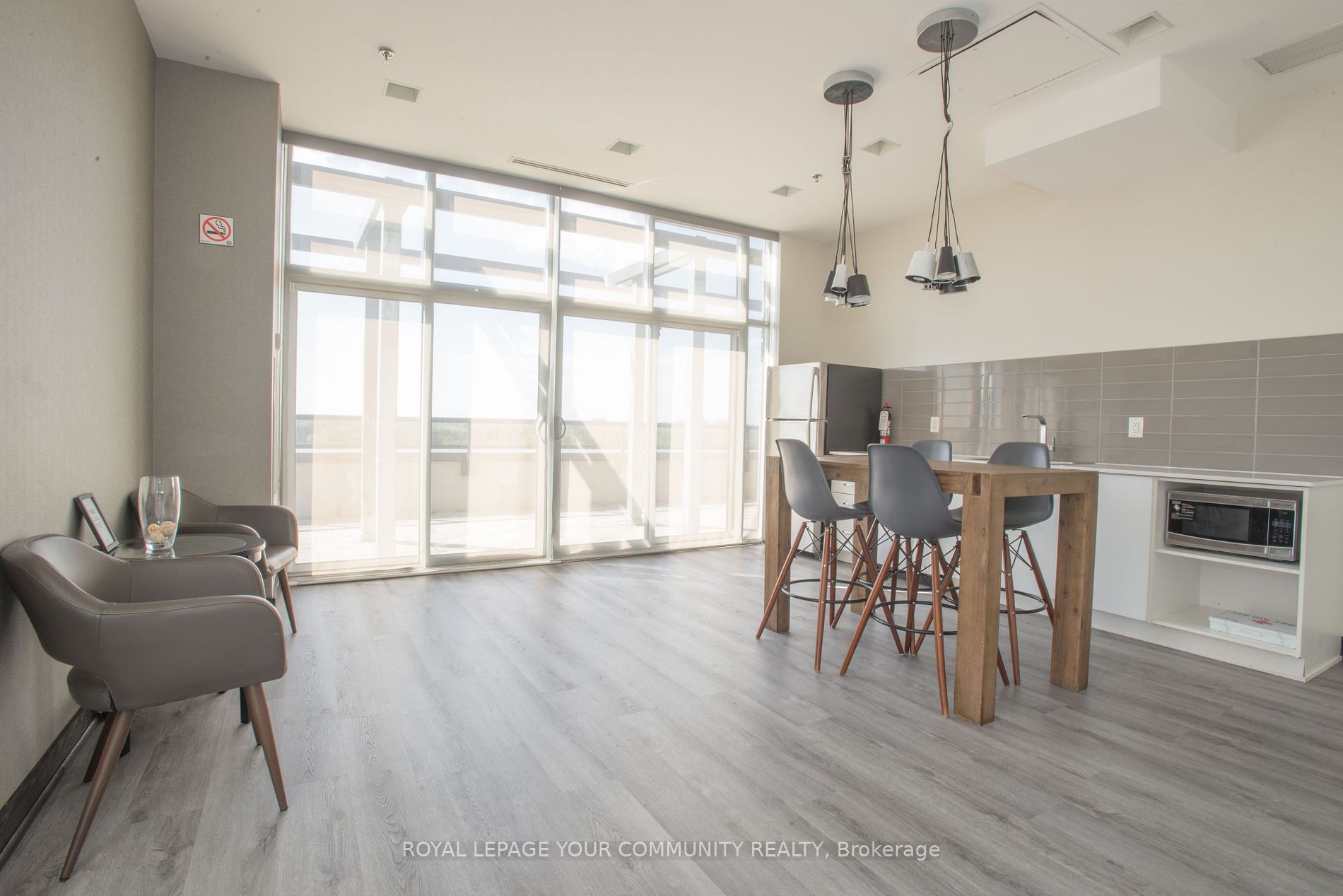 11 Superior Ave, #416