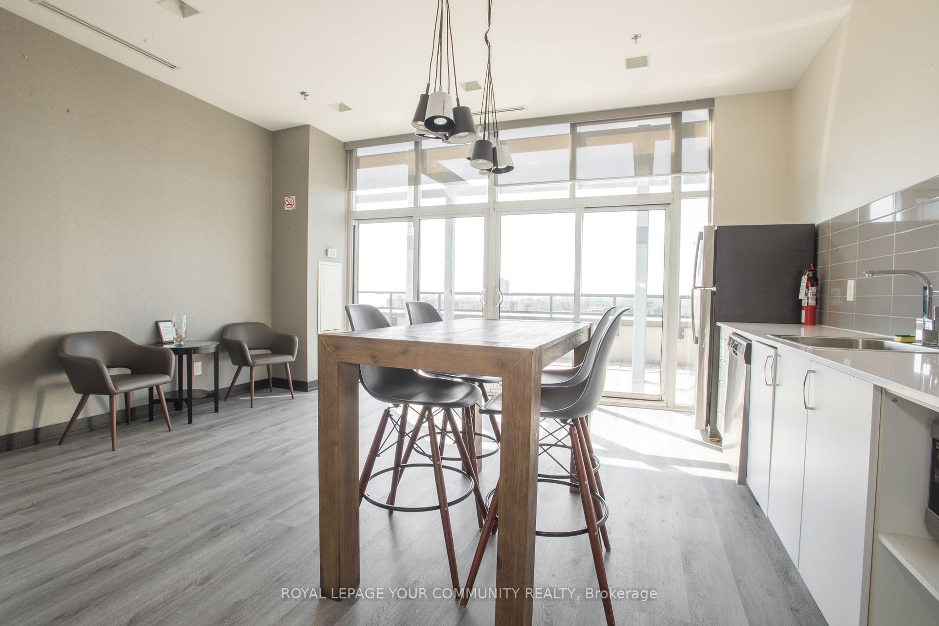 11 Superior Ave, #416