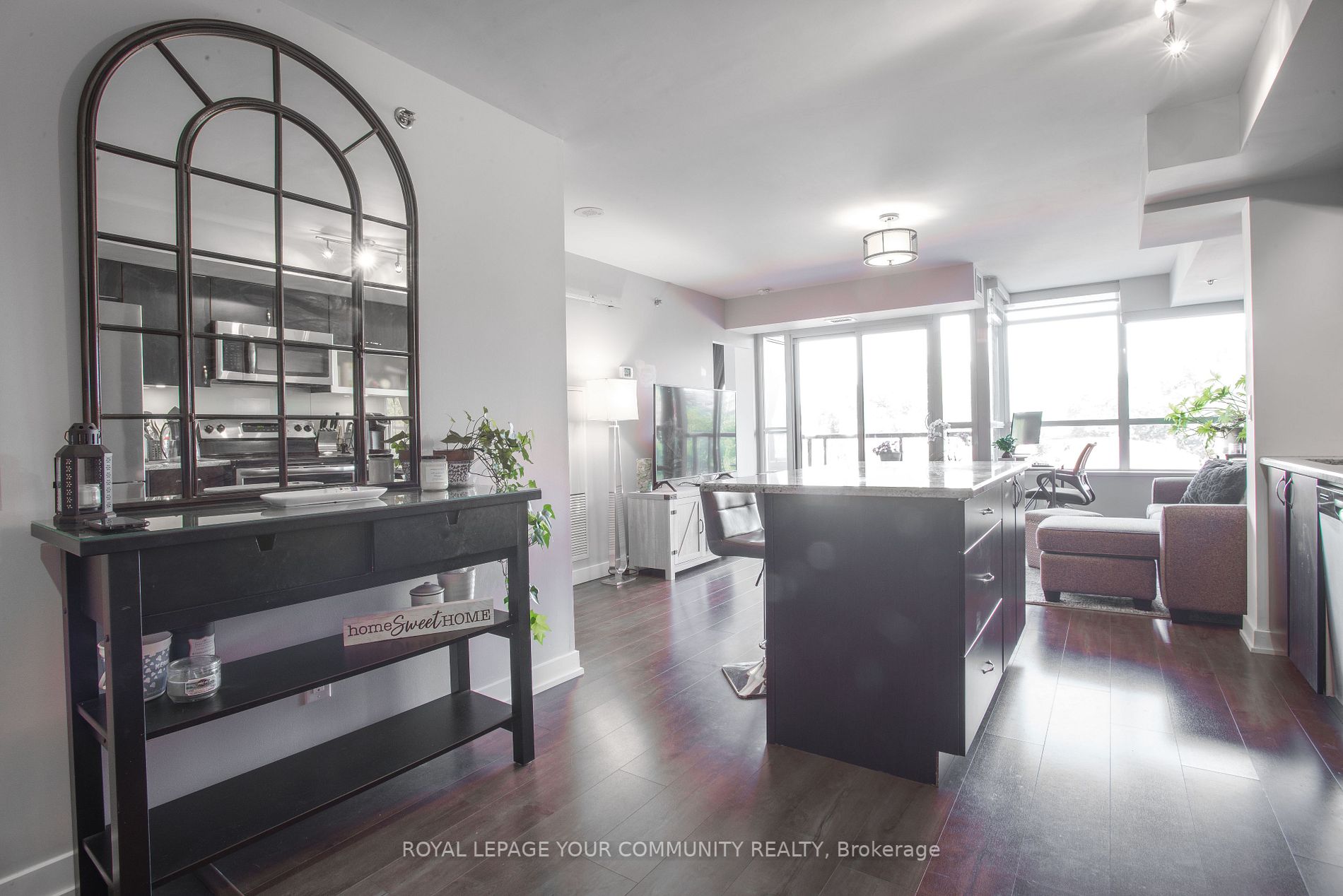 11 Superior Ave, #416