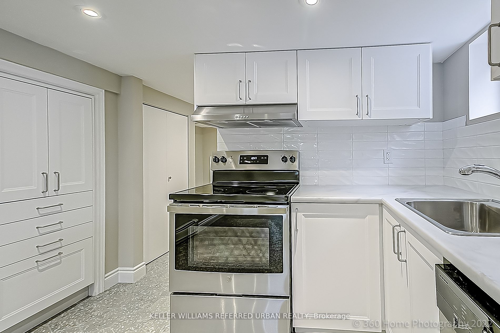 554 Caledonia Road, #Lower