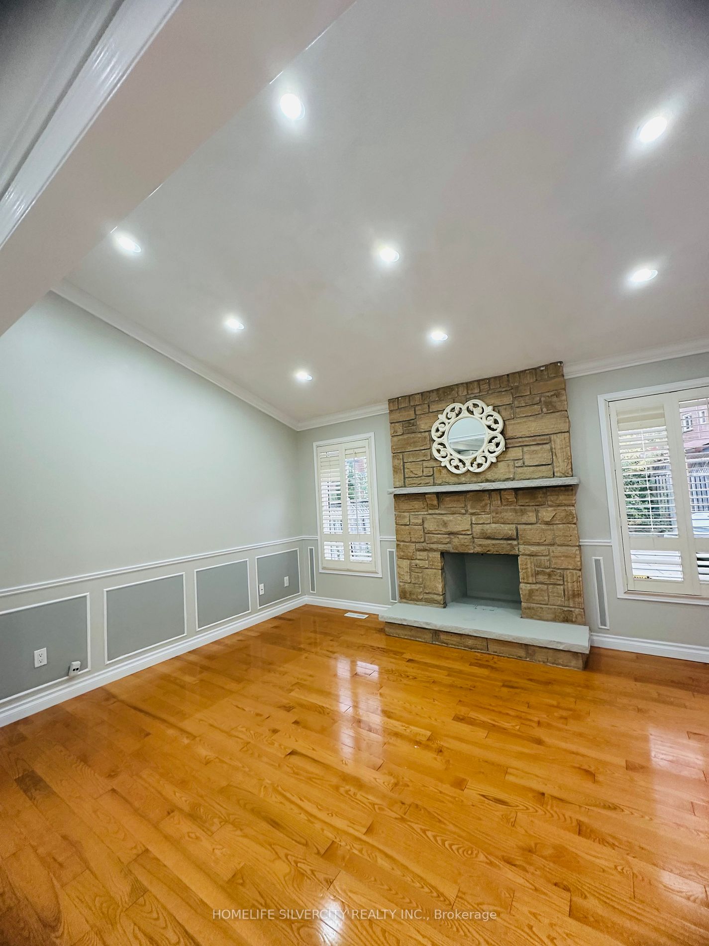 73 Rocky Mountain Cres