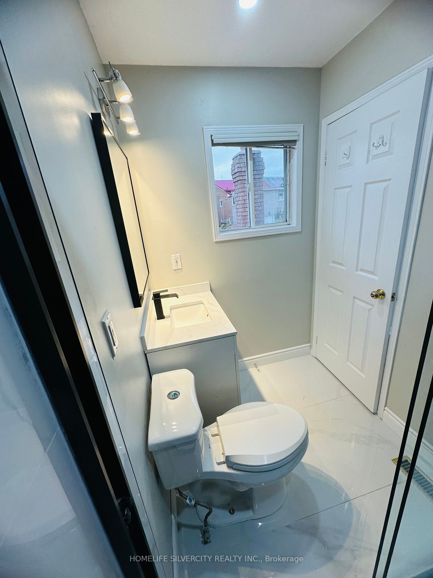 73 Rocky Mountain Cres