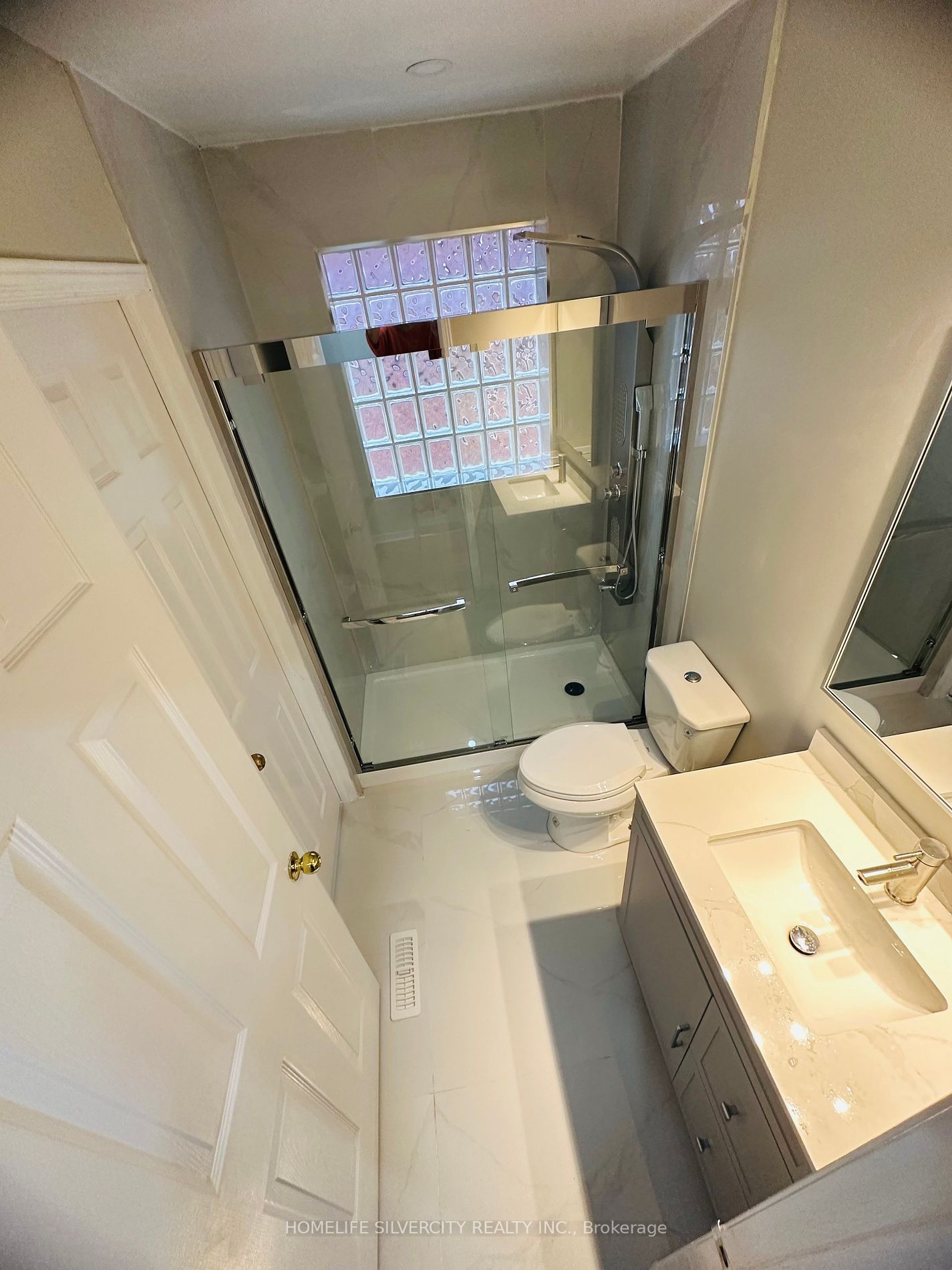 73 Rocky Mountain Cres