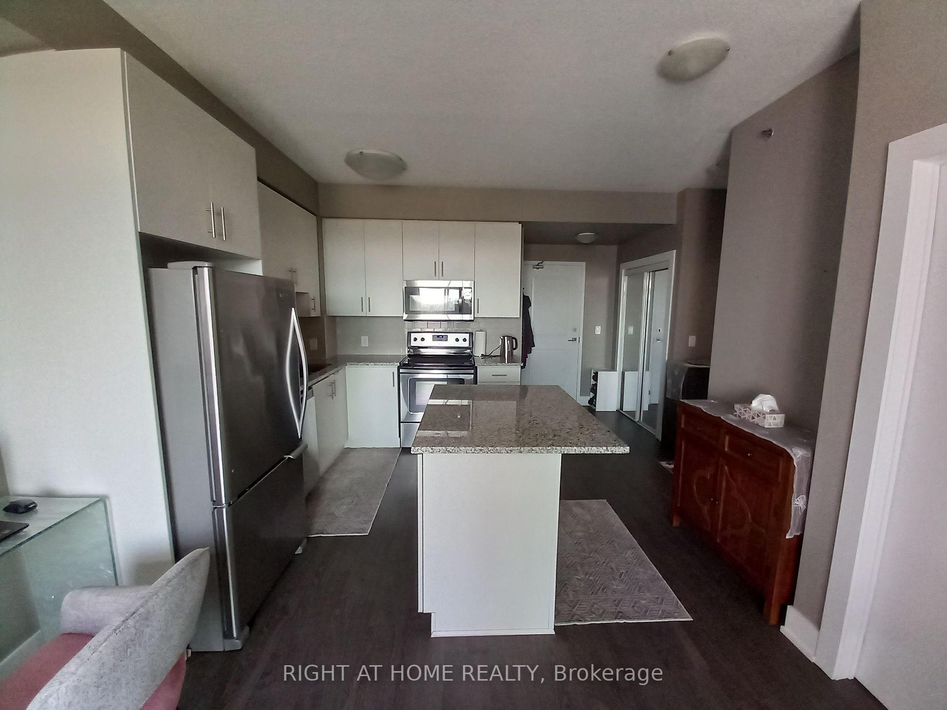 2490 Old Bronte Rd, #721